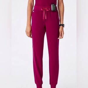 FIGS Women’s Dark Magenta Zamora Jogger Scrub Pants - XL Petite